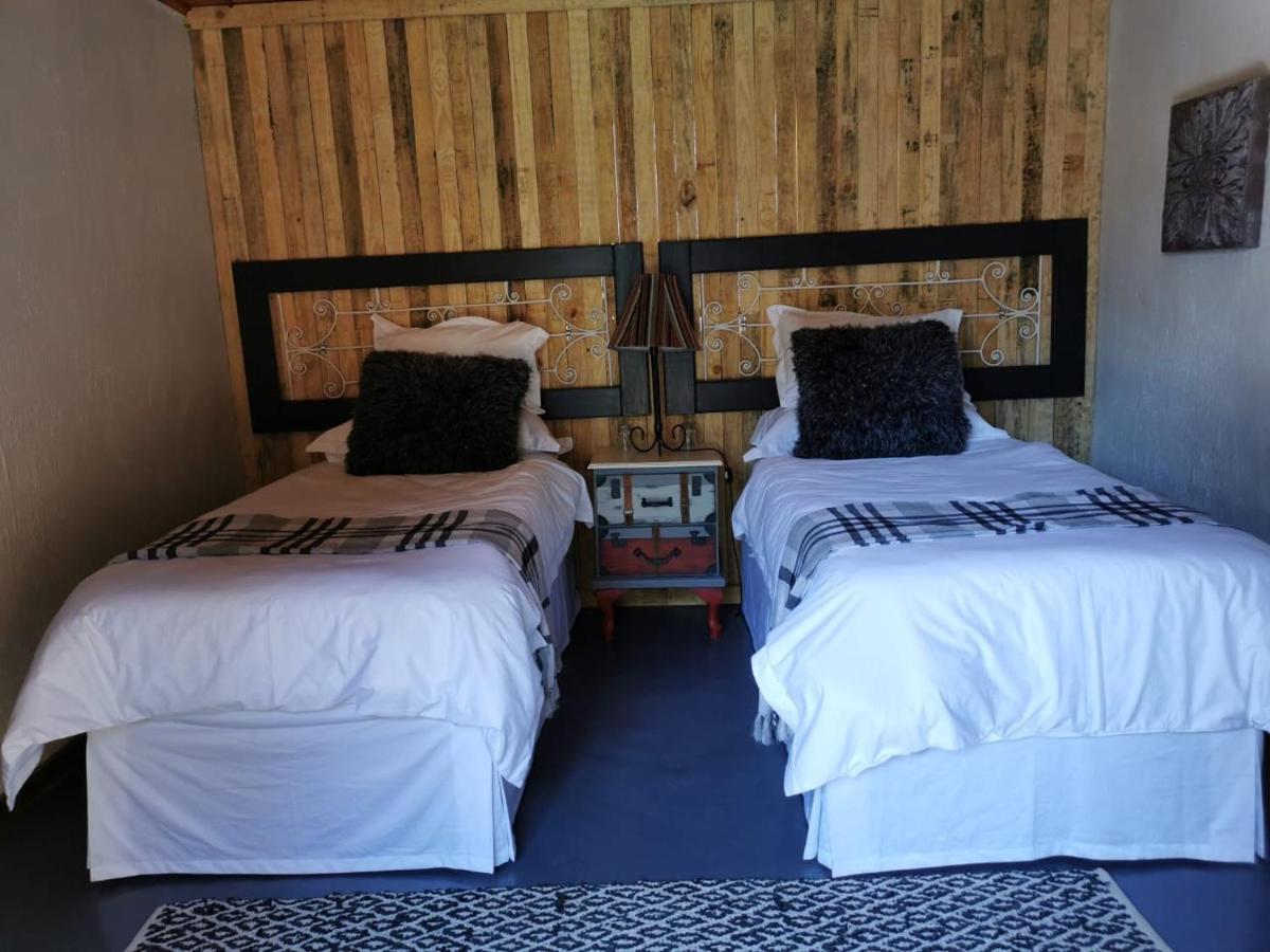 Kromdraai Guest Rooms Krugersdorp Zewnętrze zdjęcie