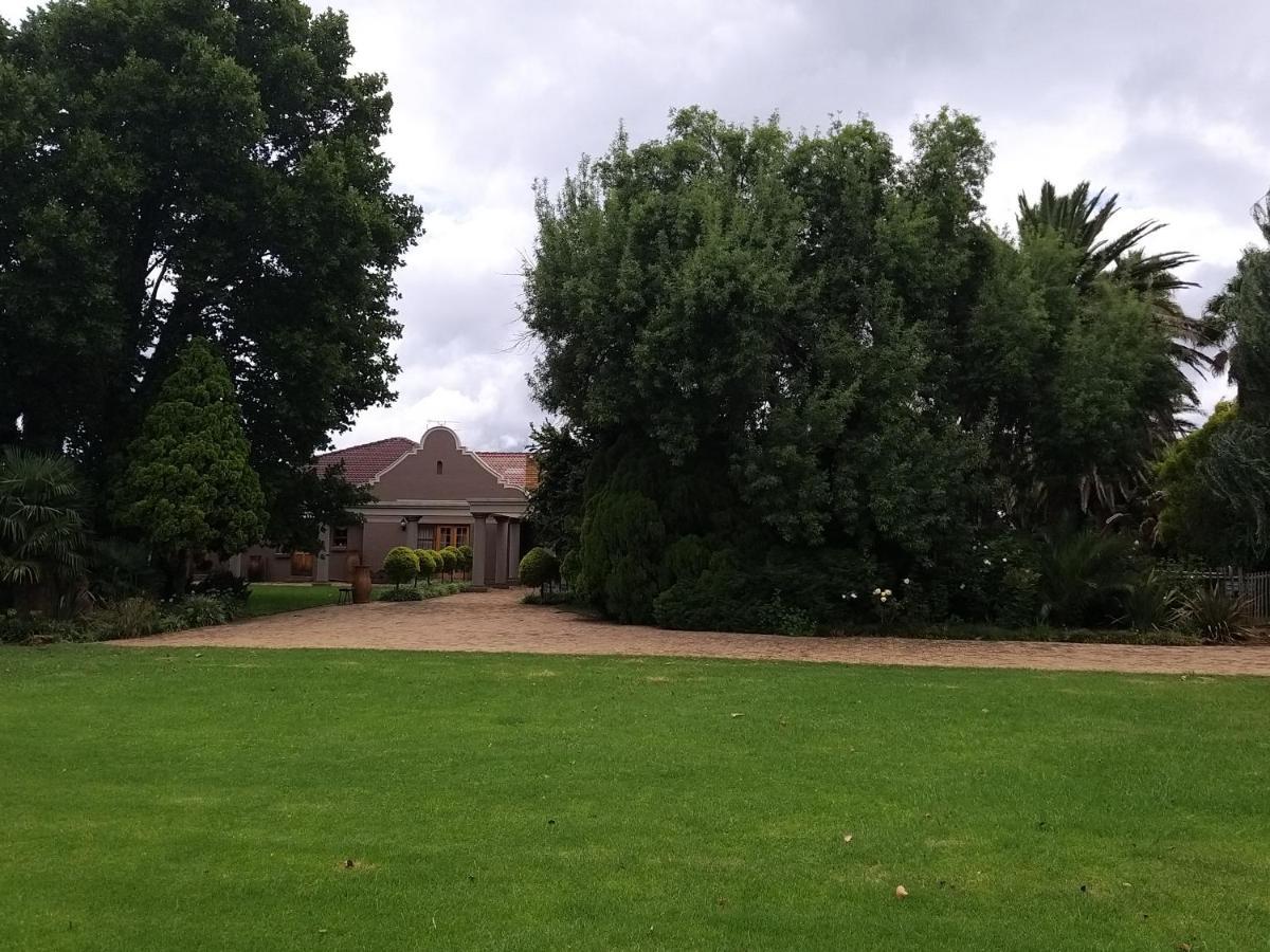 Kromdraai Guest Rooms Krugersdorp Zewnętrze zdjęcie