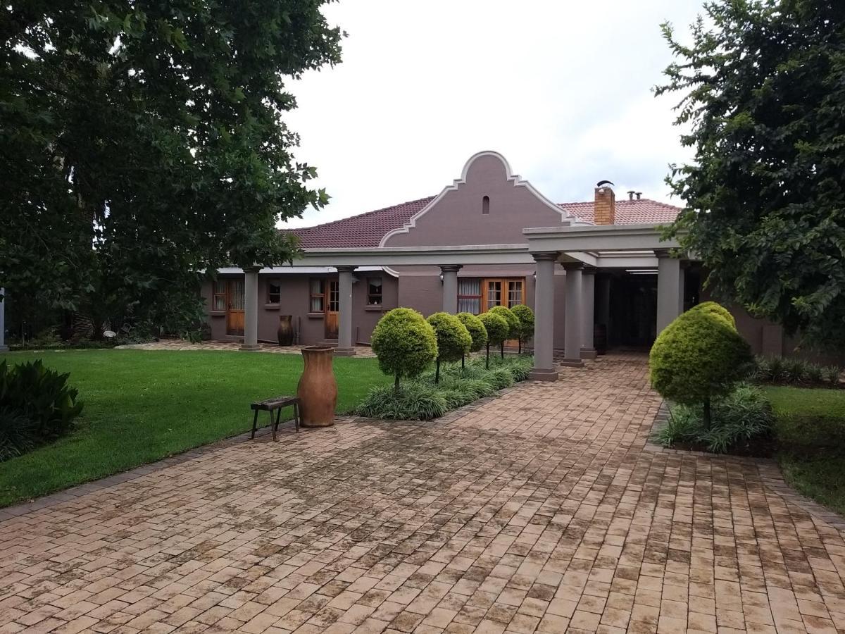 Kromdraai Guest Rooms Krugersdorp Zewnętrze zdjęcie